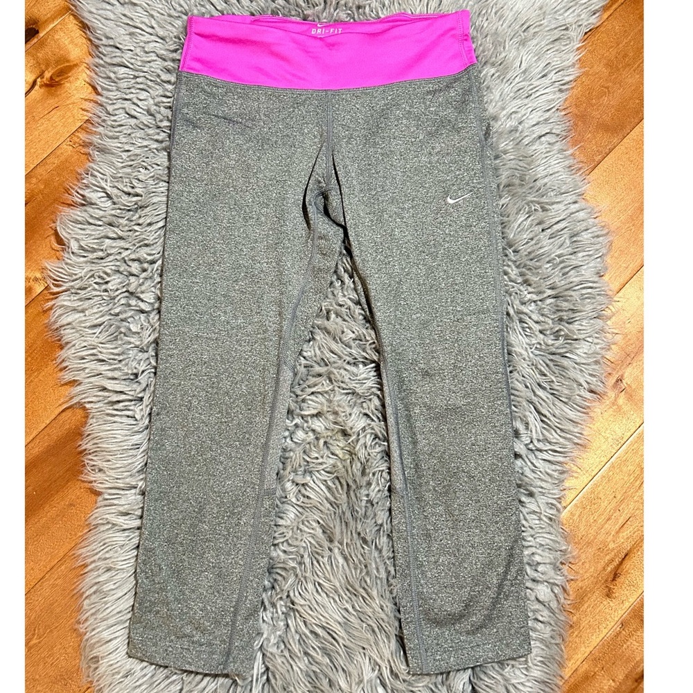 Nike Epic Dri FIT Running Training Tight Fit Gray Crop Leggings Size Small
